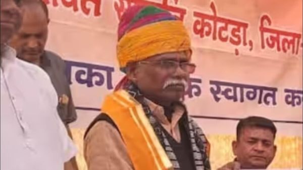 બે પત્નીવાળા રાજસ્થાનના મંત્રીએ મંચ પરથી કર્યુ એલાન, 'ઘર મોદીજી બનાવી આપશે, તમે ખૂબ બાળકો પેદા કરો'