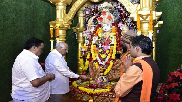 મુખ્યમંત્રીએ ઉનાઈ મંદિર પરિસરમાં શ્રી રામજી મંદિરનું ભૂમિપૂજન કર્યું