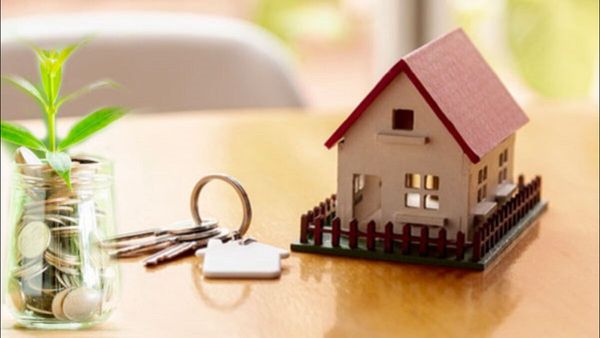 Vastu Tips For Home Makeover: ઘરમાં સ્વર્ગ જેવુ સુખ મેળવવા માટે વાસ્તુના આ નિયમોનુ રાખો ધ્યાન