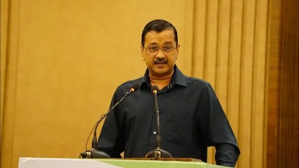 CM અરવિંદ કેજરીવાલ વીડિયો કૉલ દ્વારા દિલ્લીની કોર્ટમાં થયા હાજર, કહ્યુ - 16 માર્ચે ખુદ આવીશ