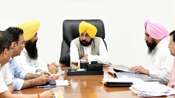 Punjab: પંજાબ સરકારની મોટી કાર્યવાહી, ચીફ ટાઉન પ્લાનર પંકજ બાજવાને સસ્પેન્ડ કરી ધરપકડ કરાઈ