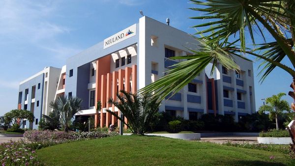 Multibagger Stock : આ શેર એક વર્ષમાં 1400 થી 6500 એ પહોંચ્યો, 366 ટકા વળતર આપ્યુ