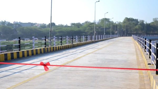 સુરેન્દ્રનગરના રતનપર વિસ્તારમાં નવા પુલનું લોકાર્પણ કરવામાં આવ્યુ