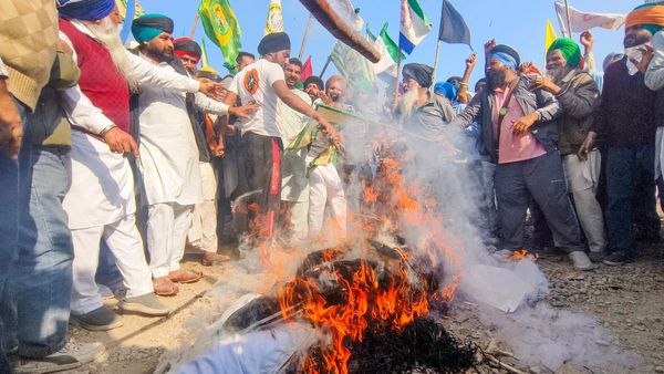 Farmers Protest : ખેડૂતોનું દેશભરમાં રેલ રોકો આંદોલન, 4 કલાક રસ્તા પર ઉતરશે ખેડૂતો