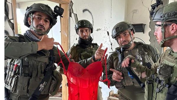 ઈઝરાયેલી સૈનિકોની ગાઝાની મહિલાઓ સાથે શરમજનક હરકત, અંડરવેર સાથે…