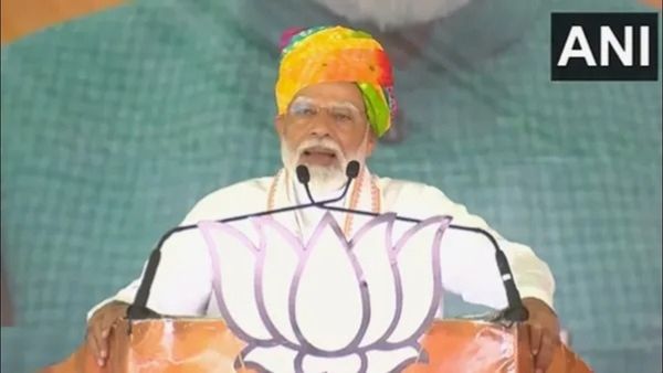 કોંગ્રેસ તમારી સંપત્તિ મુસલમાનોમાં વહેંચી દેશે, મા-બહેનોના મંગળસૂત્ર પણ છીનવી લેશેઃ પીએમ મોદી