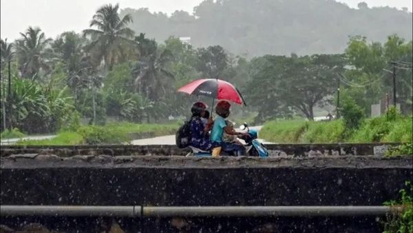 Monsoon: કેરળ અને પૂર્વોત્તર ભારતમાં એકસાથે પહોંચ્યુ ચોમાસુ, 7 વર્ષ પછી બની આ દુર્લભ ઘટના