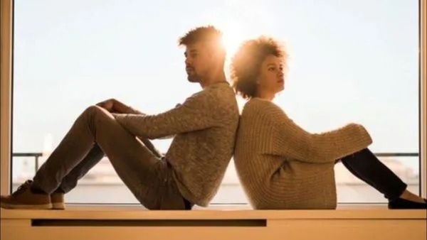 દુનિયા સામે ખુશ દેખાતા હેપ્પી કપલ્સ પણ છેતરે છે, જાણો બેવફાઈના 6 કારણ