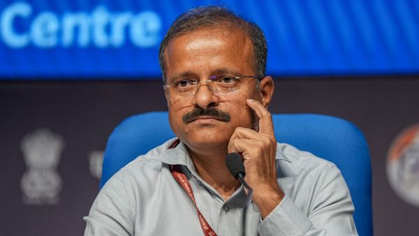 NEET Paper Leak : નીટ પેપર લીકમાં આખરે મોટી કાર્યવાહી, NTA ચીફની હકાલપટ્ટી