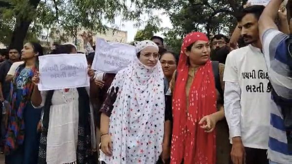 TET-TAT ઉમેદવારોનું આંદોલન સફળ, સરકારે 3 મહિનામાં શિક્ષકોની ભરતી કરવાની જાહેરાત કરી