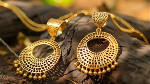 Gold Rate Today: સોના-ચાંદીના ભાવમાં ઘટાડો, ચેક કરો આજના ગોલ્ડ-સિલ્વર રેટ