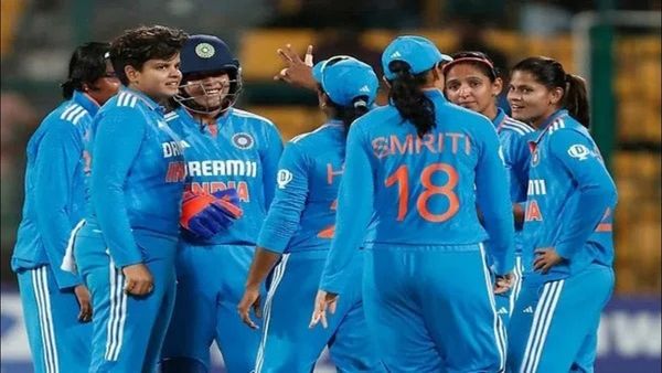 IND vs PAK Women: ભારત-પાક હાઈ વોલ્ટેજ મેચની આ છે બેસ્ટ ડ્રીમ-11 ટીમ, આજે થશે પોઈન્ટ્સનો વરસાદ