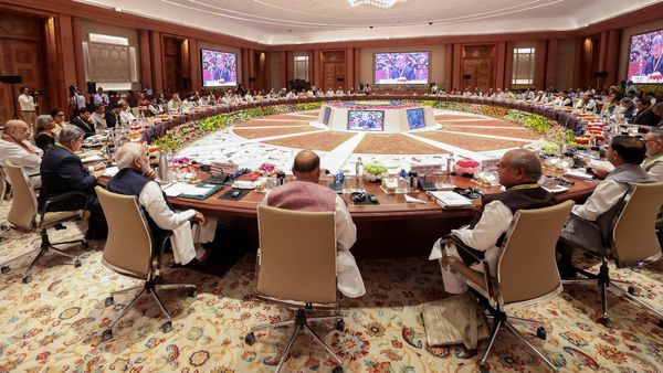 NITI Aayog Meeting : વિપક્ષી પાર્ટીઓના બહિષ્કાર વચ્ચે નીતિ આયોગની બેઠક આજે, જાણો કોણ કોણ હાજરી આપશે?