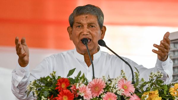 Uttarakhand : ઉત્તરાખંડની ધામી સરકાર ખતરામાં? જાણો શું કહે છે હાલની રાજનીતિક સ્થિતી?