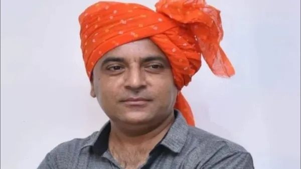 Video: કોંગ્રેસ નેતા HS આહિરે દલિત મહિલા અધિકારીની ખુરશી ખેંચી લીધી, મજાક ઉડાવી, અપમાન કર્યુ, વીડિયો વાયરલ