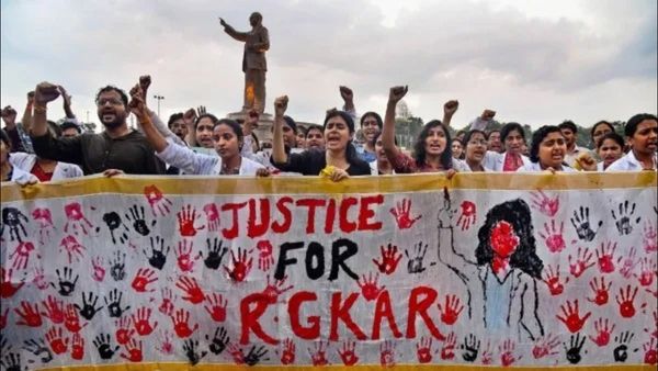 Kolkata Doctor Case: સુપ્રીમ કોર્ટમાં કેસની બીજી સુનાવણી આજે, CBIએ રજૂ કર્યો પ્રોગ્રેસ રિપોર્ટ