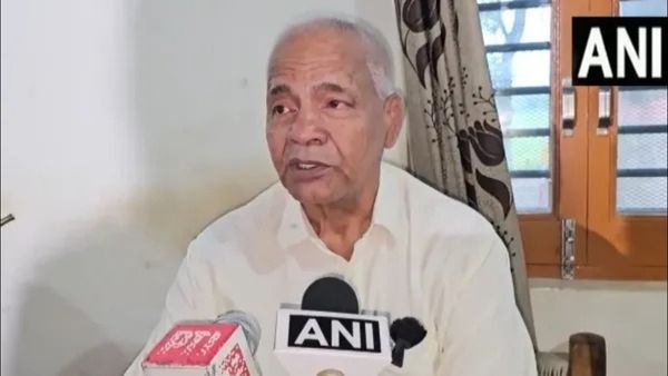 'ડિસક્વૉલિફિકેશન પાછળ હોઈ શકે છે ષડયંત્ર', વિનેશના 100 ગ્રામ વજન વધુ હોવા પર કાકા મહાવીર ફોગાટે શું કહ્યુ