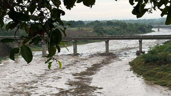 ઉંધી દિશામાં વહે છે ભારતની આ એક માત્ર નદી, જોડાયેલી છે પ્રેમ અને વિશ્વાસઘાતની કહાની