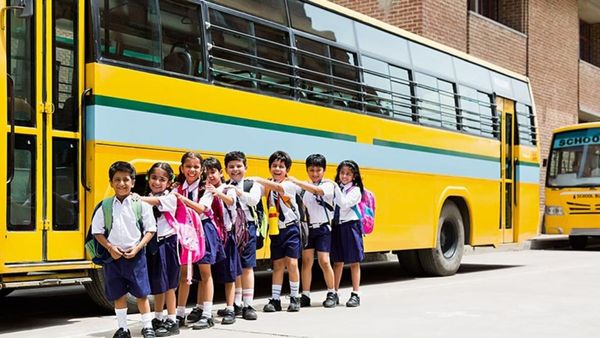 School Bus Color : પીળા રંગની જ કેમ હોય છે સ્કૂલ બસ? મોટાભાગના લોકો આનો જવાબ નથી જાણતા