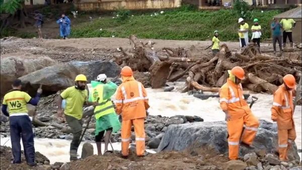 Wayanad Landslides: મૃત્યુઆંક પહોંચ્યો 308, રાહુલ-પ્રિયંકા જશે મુંડક્કઈ અને ચૂરલમાલા