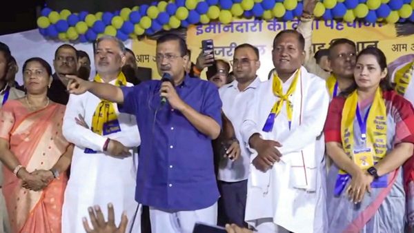 પદયાત્રા દરમિયાન અરવિંદ કેજરીવાલ પર હુમલો, આતિશીએ બીજેપી પર આરોપ લગાવ્યો