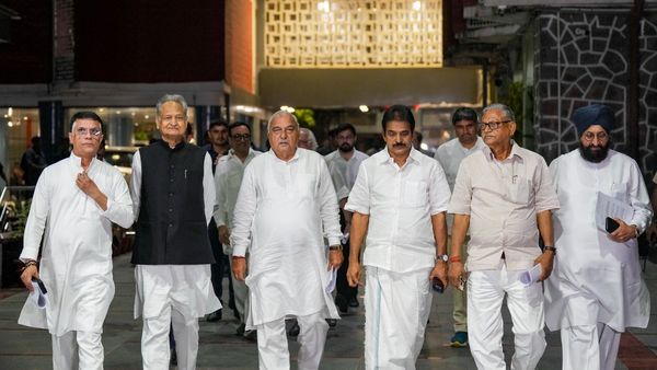 haryana election result : કોંગ્રેસ નેતાઓએ ચૂંટણી પંચ સાથે મુલાકાત કરી હરિયાણાના પરિણામો પર સવાલ ઉઠાવ્યા