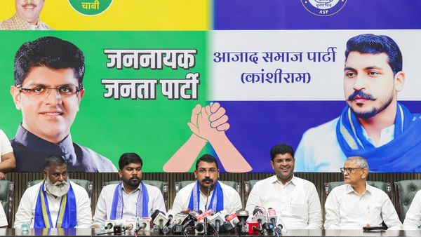 Haryana Election 2024 : દુષ્યંત ચૌટાલા-ચંદ્રશેખરના કાફલા પર હુમલો, જાણો કોણે કર્યો?