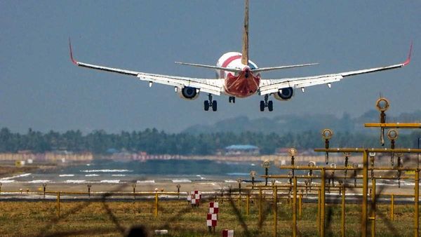 Air India Emergency Landing : એર ઈન્ડિયાની વધુ એક ફ્લાઈટનું લંડન એરપોર્ટ પર ઈમરજન્સી લેન્ડિંગ, જાણો કેમ?