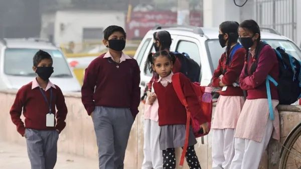 દિલ્હીમાં વાયુ પ્રદૂષણ પહોંચ્યુ ખતરનાક સ્તરે, 10 અને 12 સિવાયની તમામ સ્કૂલો આગામી આદેશ સુધી બંધ