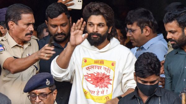 Allu Arjun Net Worth : પુષ્પા ફેમ અલ્લુ અર્જુન કેટલી સંપતિનો માલિક છે? એક ફિલ્મ માટે વસૂલે છે આટલા કરોડ