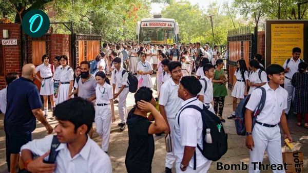 Bomb Threat: DPS સ્કૂલ સહિત ઘણી શાળાઓને મળી બોમ્બથી ઉડાવવાની ધમકી, મચી અફરાતફરી