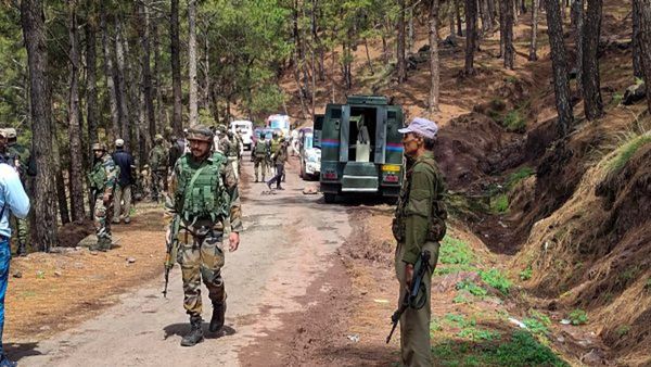 Jammu & Kashmir : પુંછમાં સેનાનું વાહન ખીણમાં પડ્યુ, 5 જવાનોના મોત