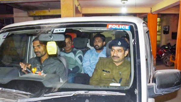 BPSC Protest : ખાન સરની તબિયત બગડી, હોસ્પિટલમાં ખસેડાયા