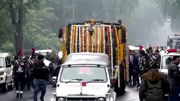 Manmohan Singh Life Story: શું છે મનમોહન સિંહનો નહાવાનો કિસ્સો, જાણો ઘણી અજાણી વાતો