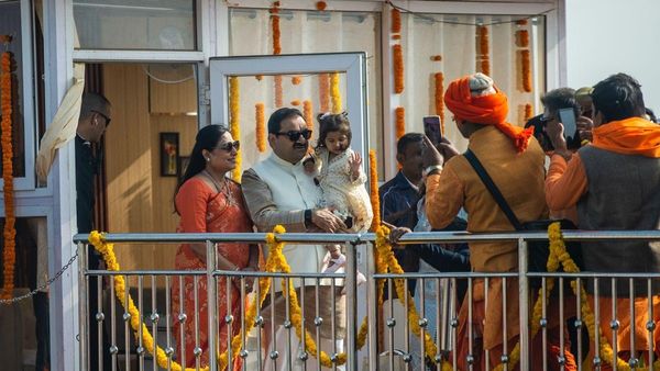 ગૌતમ અદાણી પ્રયાગરાજ અને ઇસ્કોનની મુલાકાતે, જોવા મળ્યો સેવા અને આધ્યાત્મિકતાનો સમન્વય