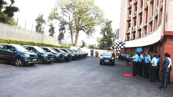 Budget 2025 Expectations: ઈલેક્ટ્રિક વાહન પર બજેટમાં થઇ શકે સસ્તી લોનની ઘોષણા?