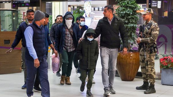 અમેરિકાથી પરત આવેલા ગુજરાતના 33 નાગરિકો સુરક્ષિત ઘરે મોકલાયા