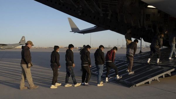 Illegal immigration to the US from India : અમેરિકાએ તગડી મુકેલા ભારતીયોની ત્રીજી ફ્લાઈટ ક્યારે ભારત પહોંચશે?