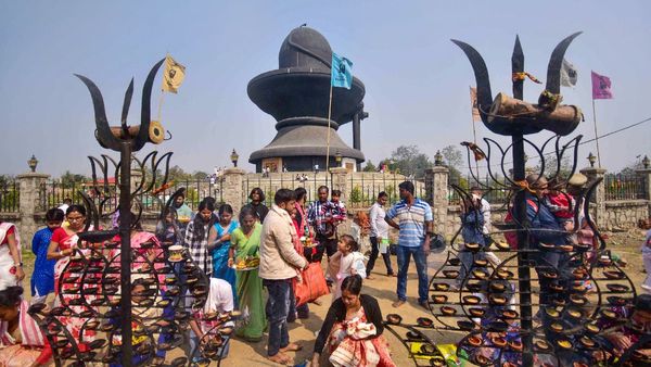 Mahashivratri 2025 : આ લોકોએ મહાશિવરાત્રિનો ઉપવાસ ન કરવો જોઈએ, જાણી લો ઉપવાસના નિયમો