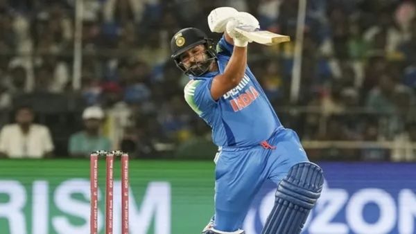 ODIમાં સૌથી વધુ સિક્સ મારનાર રોહિત શર્મા બીજો ખેલાડી, રનના મામલામાં સચિનનો રેકોર્ડ પણ તોડશે