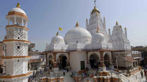 Dakor Temple Controversy : ડાકોર મંદિર કમિટિના નિર્ણયને લઈને વિવાદ, જાણો શું છે પુરી બબાલ?