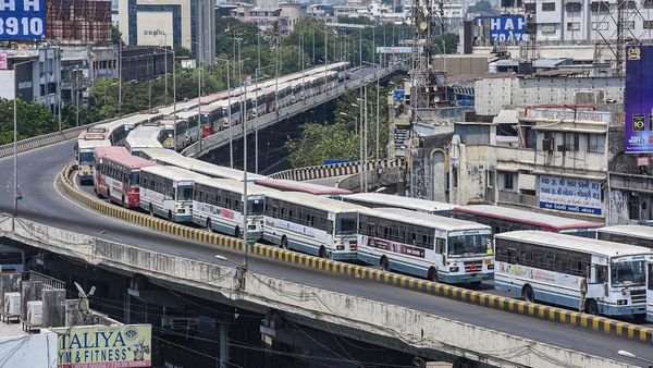 man fave tya faro yojana : હવે 1450 રૂપિયામાં પુરા ગુજરાતમાં ફરો, જાણો શું છે એસટીની મન ફાવે ત્યાં ફરો યોજના?