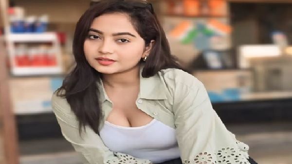 આણંદ: સોશિયલ મીડિયા ઈન્ફ્લુએન્સર અને મોડેલ રિદ્ધી સુથારનો આપઘાત, કેનાલમાંથી મળી આવ્યો મૃતદેહ