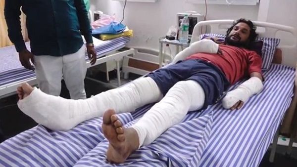 ગર્લફેન્ડનો આતંક! લગ્નનો ઇનકાર કરનાર બોયફ્રેન્ડના હાથ-પગના 13 હાડકા તોડી નાંખ્યા, 17 દિવસથી યુવક હોસ્પિટલમાં