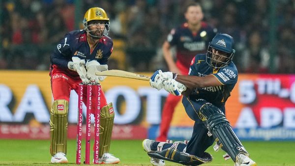 GT vS RCB : બેંગલુરૂની પહેલી હાર, ગુજરાતે મુકાબલો આસાનીથી જીત્યો