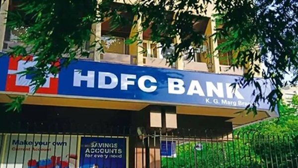 HDFC અને ICICI બેંકના ઉત્તમ Q4 પરિણામો: કોણ વધારે વળતર આપશે?