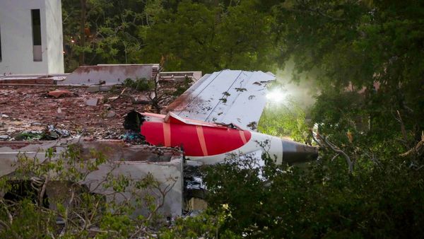 Ahmedabad plane crash : મૃતકના પરિવારે એર ઇન્ડિયા વિમાન દુર્ઘટનાના તપાસ રિપોર્ટ પર સવાલ ઉઠાવ્યા