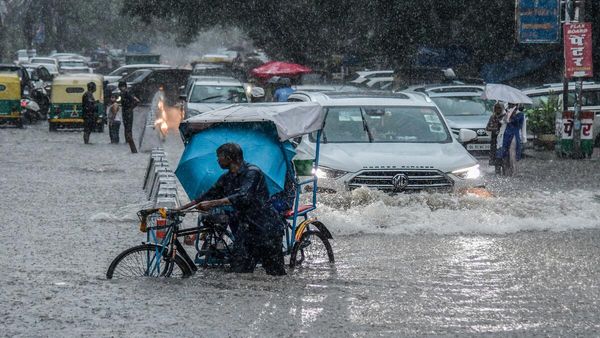 Weather News: કેરળ સહિત આ રાજ્યોમાં ભારે વરસાદને લઈ રેડ એલર્ટ જાહેર, જાણો લેટેસ્ટ અપડેટ