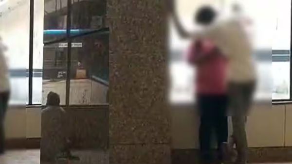 રાજકોટ બસ સ્ટેન્ડમાં યુવક-યુવતીની અશ્લીલ હરકતો કેમેરામાં કેદ