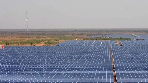 Green energy gujarat : ગુજરાત ગ્રીન એનર્જી ક્ષેત્રે વૈશ્વિક નેતૃત્વ માટે તૈયાર, ૧૦૦ ગીગાવોટનો ટાર્ગેટ